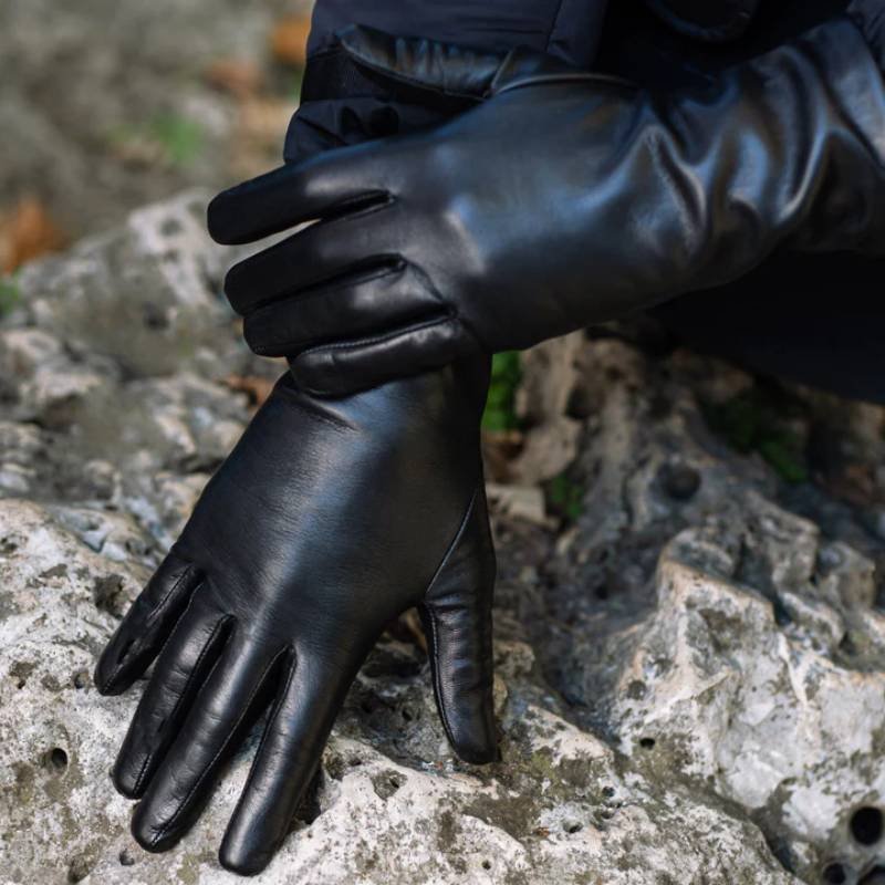 guantes de cuero